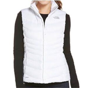 THE NORTH FACE Cream 550 Goose Down Aconcagua Vest
